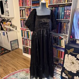 Polagram Elegant satin Black Long Dress with puff sleeves